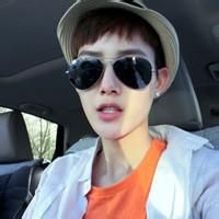 酷酷的男生头像