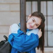 清纯校园风女生头像 微信可爱学生妹头像