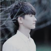 意境唯美的男生头像