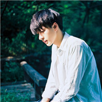 意境唯美的男生头像