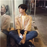 意境唯美的男生头像