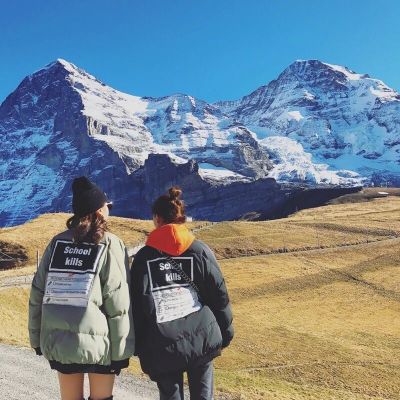 亲密无间的两闺蜜qq头像