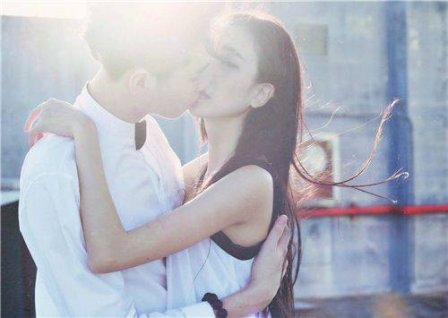 伤感自嘲颓废的个性签名