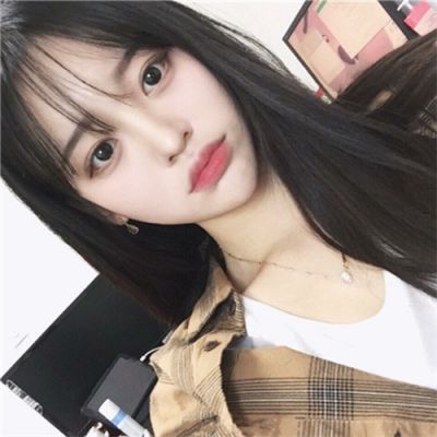 气质超凡的qq女生头像