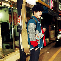 潮范儿风格男生头像