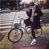 潮范儿风格男生头像