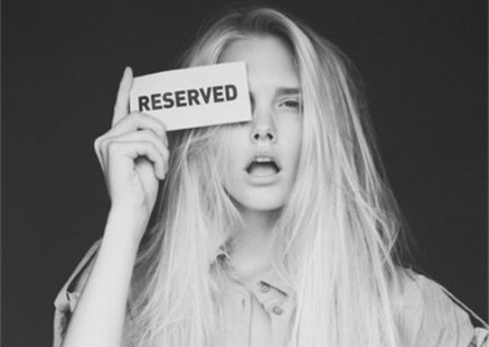 霸气犀利个性签名女生专属