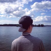 男生孤独背影头像