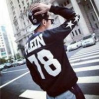 男生孤独背影头像