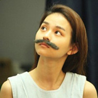 搞怪可爱头像女生