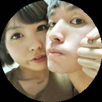 一左一右的扣扣圆形情侣头像