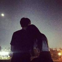 一人一张的非主流情侣头像