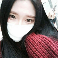 戴口罩的女生头像
