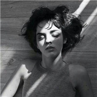 非主流女生黑白头像