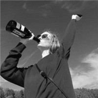 非主流女生黑白头像