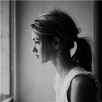 非主流女生黑白头像