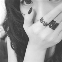 非主流女生黑白头像