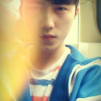 很萌很萌的头像男生