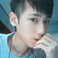 最新阿宝色男生头像