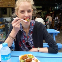 欧美头像女生丸子头