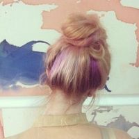 欧美头像女生丸子头