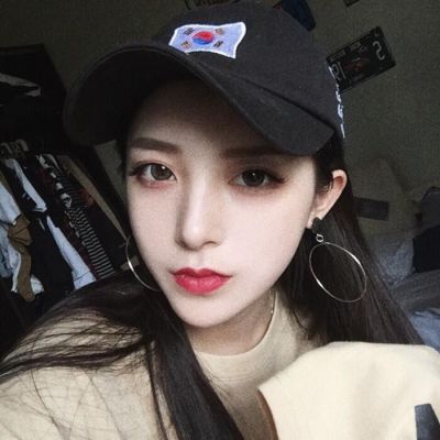 性感闺蜜头像两张一人一张