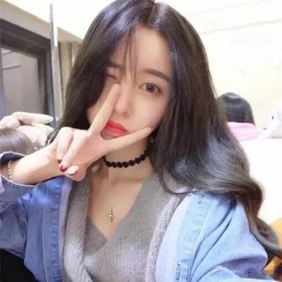 性感闺蜜头像两张一人一张