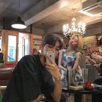 看不见脸的男生头像