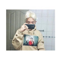 看不见脸的男生头像