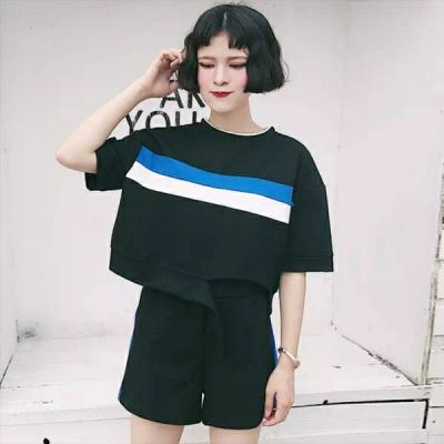 颓废情伤的短发女生头像