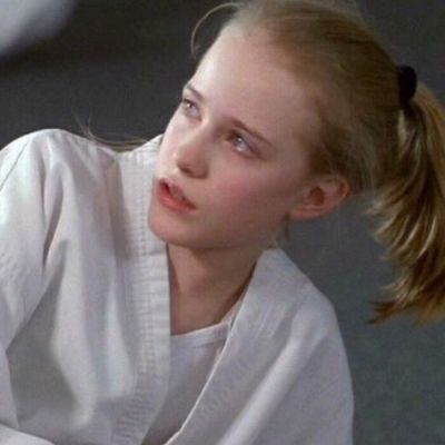 欧美头像女生半身