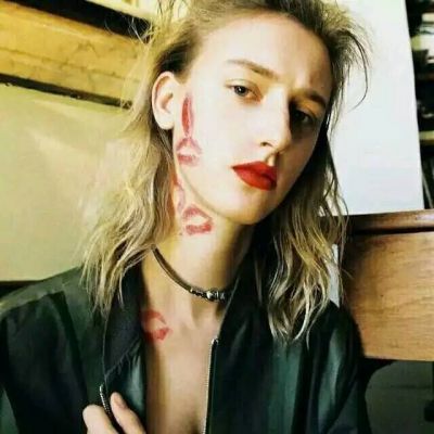 欧美头像女生半身