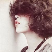 欧美头像女生短发时尚