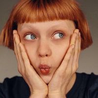 欧美头像女生短发时尚