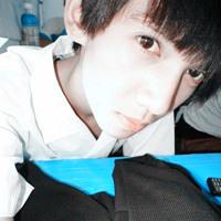 阿宝色男生qq头像