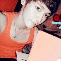 阿宝色男生qq头像