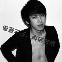 男生头像图片帅气带字伤感黑白