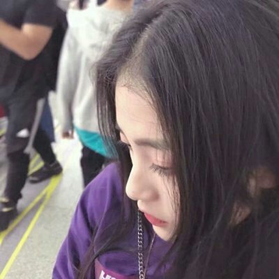 好看的微信头像女伤感，伤感时默默遐想！