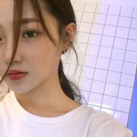 文静内涵优雅女生头像