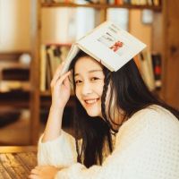 文静内涵优雅女生头像