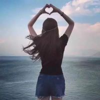 唯美图片女生背影伤感