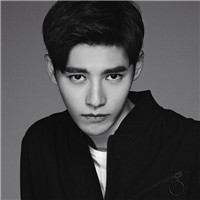 好看的微信头像男无水印