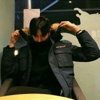 好看的微信头像男无水印