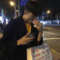 2019微信网红头像男高冷，冷漠读成伤！