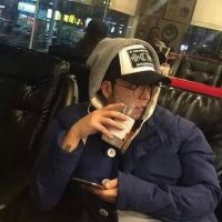 2019微信网红头像男高冷，冷漠读成伤！