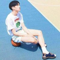 2019猪年微信情侣头像，此生只念你一人！