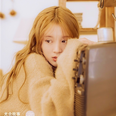 唯美可爱的多人姐妹头像_拍照爱嘟嘴的可爱女生