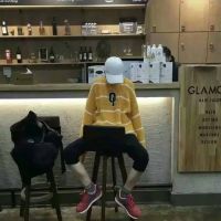 2020最潮情侣头像两张一左一右