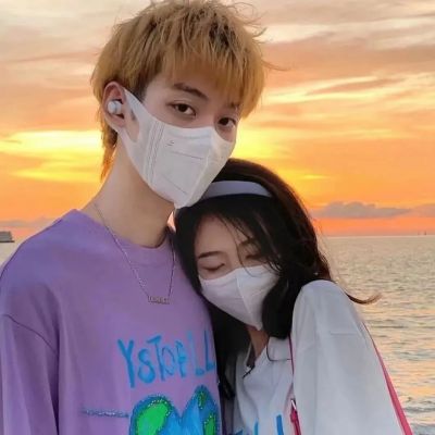 情侣头像一左一右配对真人(精选10张)