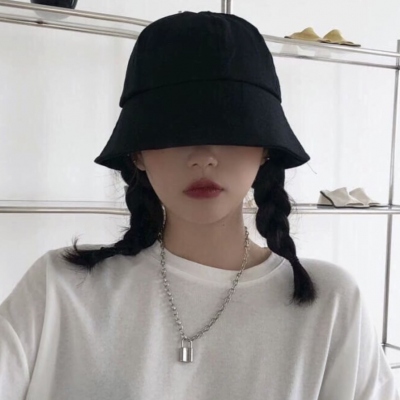 不仔细看看不出来的情侣头像